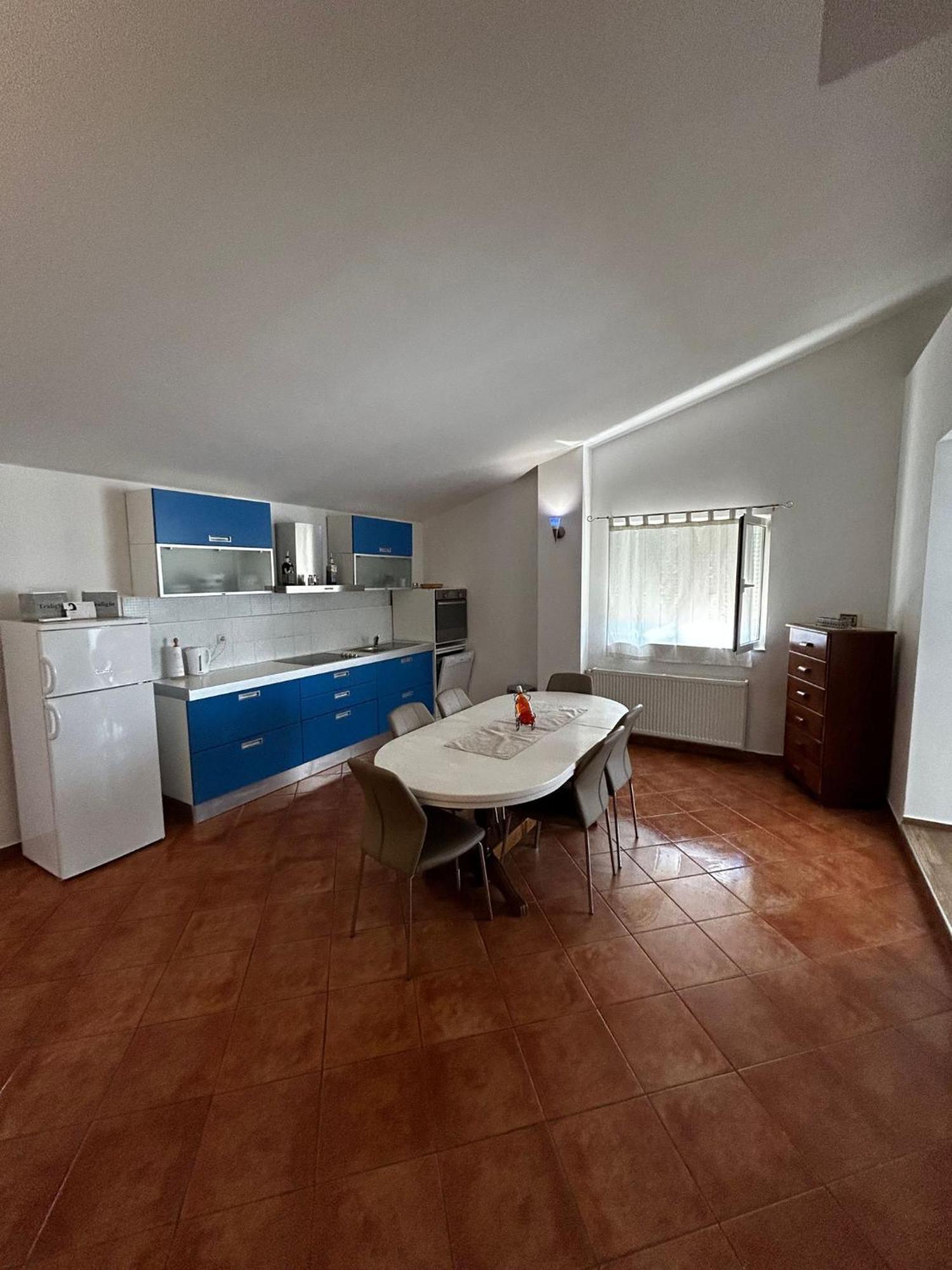 Apartments Petrovic Pirovac Ngoại thất bức ảnh