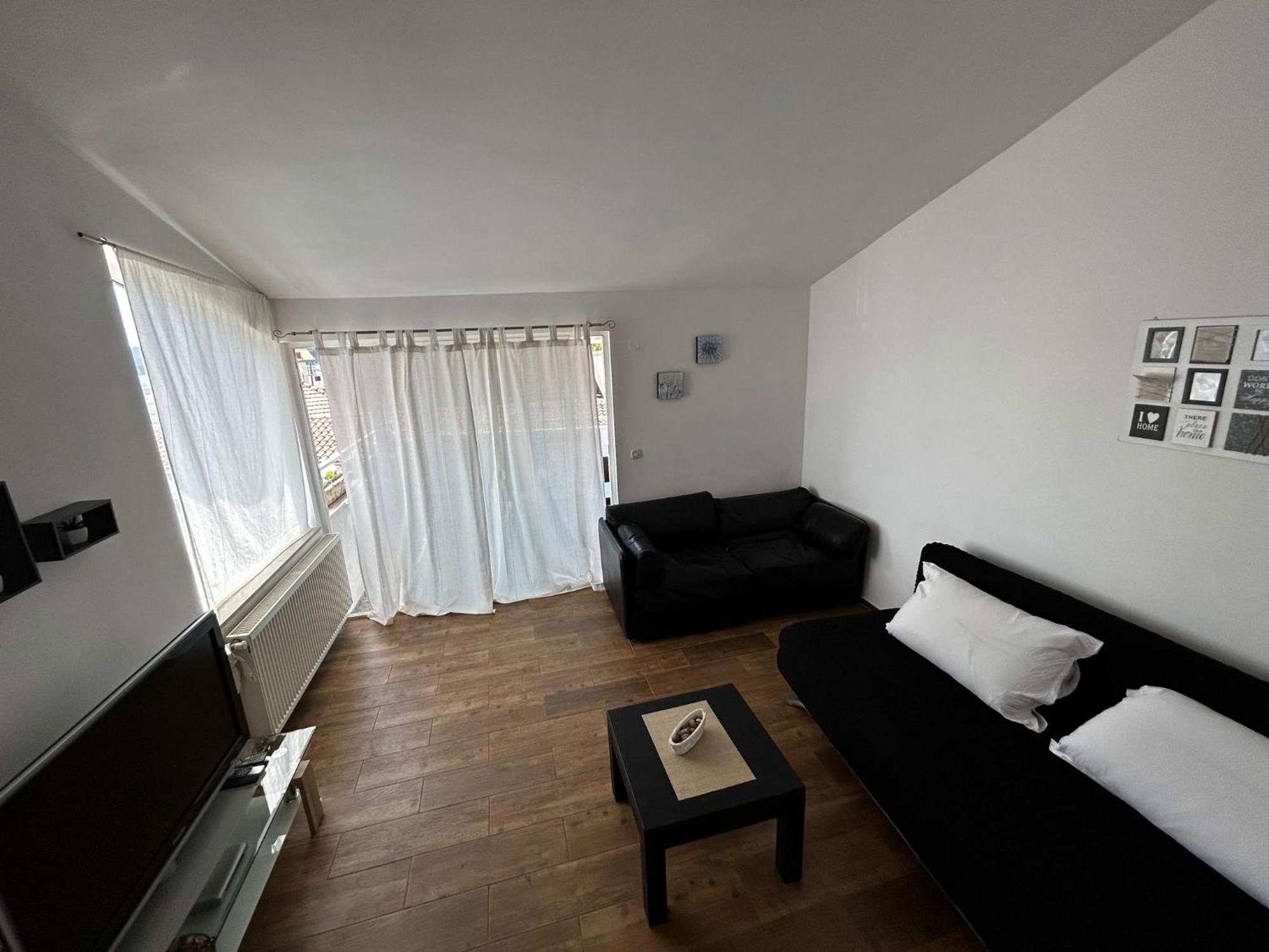 Apartments Petrovic Pirovac Ngoại thất bức ảnh